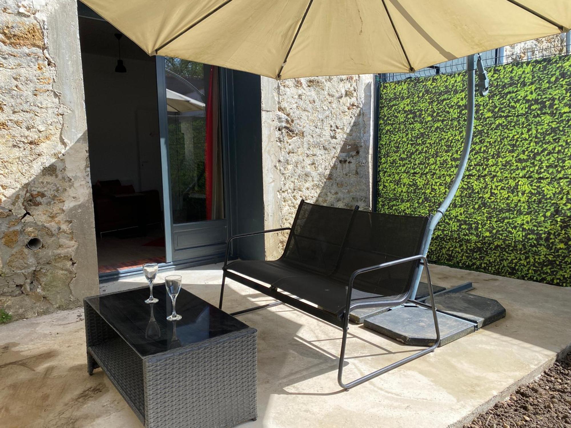 Apartamento Chez Claire Et Ju Egly Exterior foto